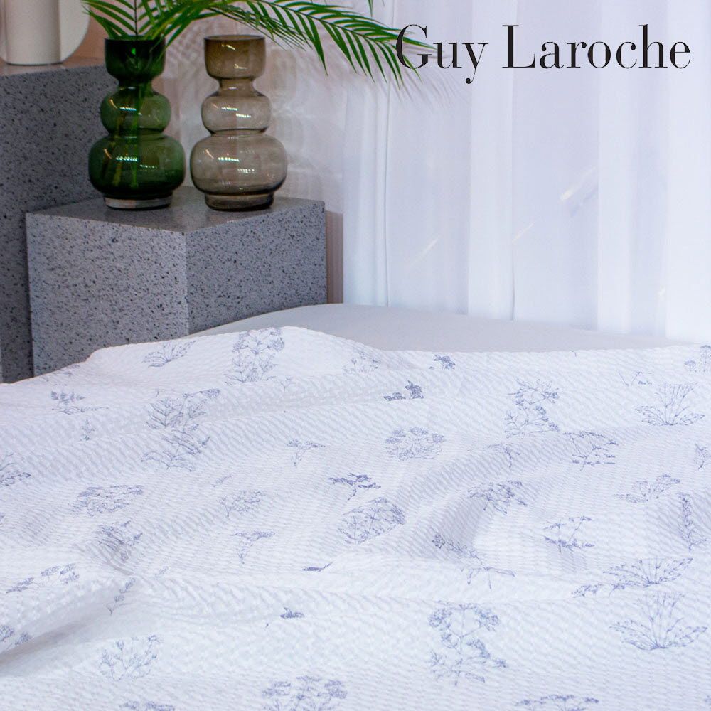Guy Laroche Ultra-Lightweight Seersucker Summer Throw | Single-Layer Cooling Sheet | Floral Pattern _ Made in Korea